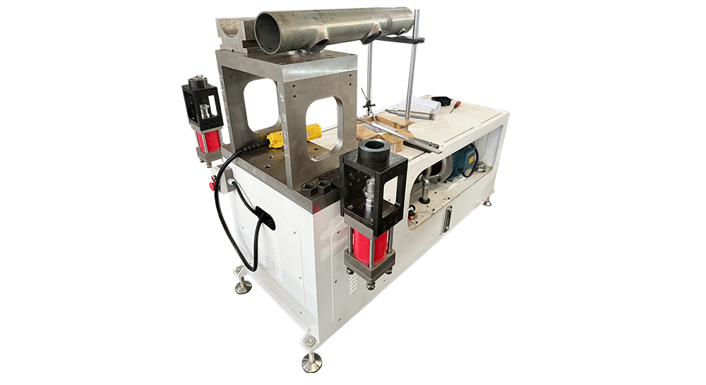 Automatic Hole Extraction Machine for Liquid Cooling Pipes